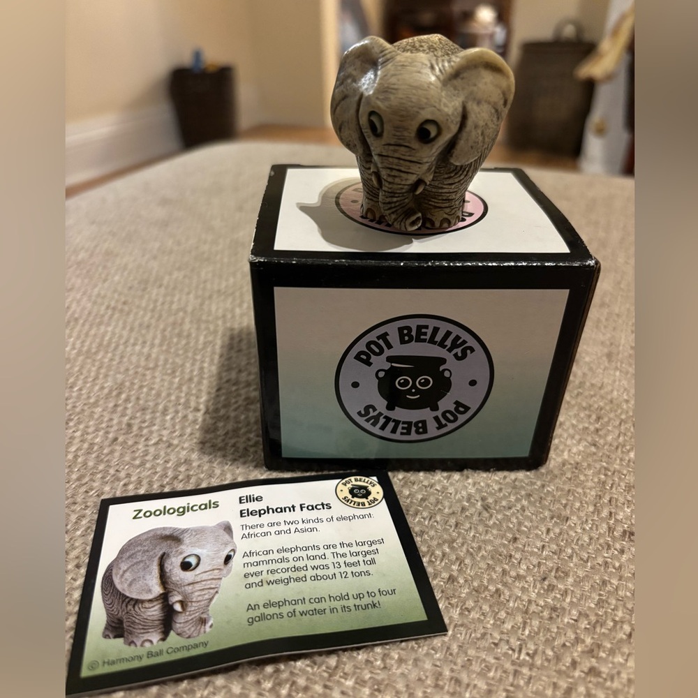Harmony Kingdom Pot Belly Ellie the Elephant Box